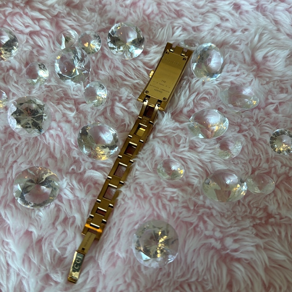 AUTHENTIC GUCCI Square Face Watch Ladies - Picture 7 of 8